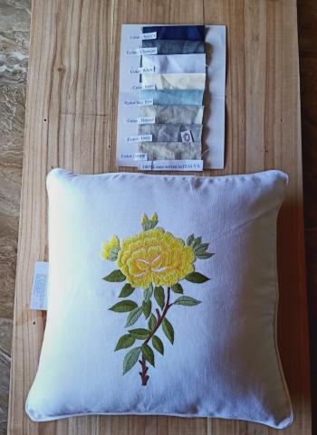 Cushion linen Rose 