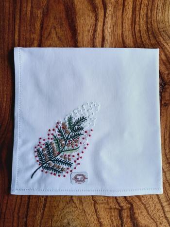 Nakin pine french knot  noel 