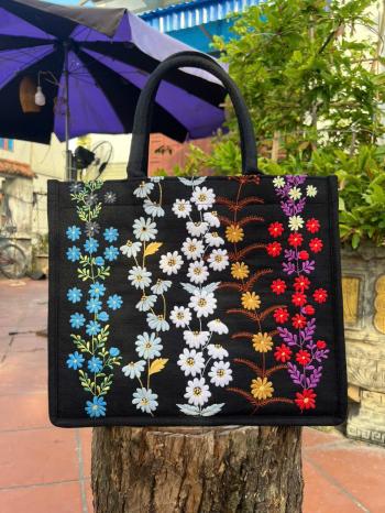 Handbag DK7